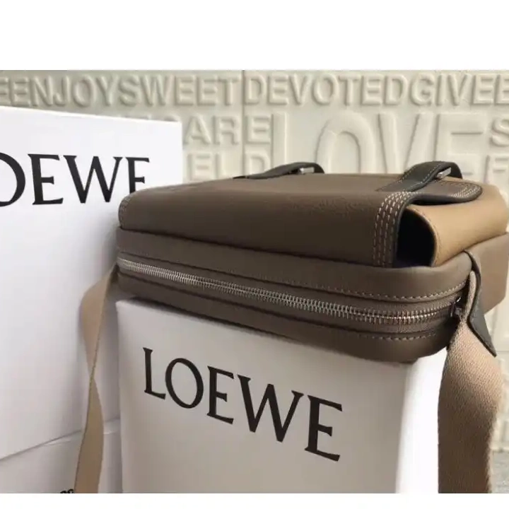 Official Brother Sam s 19YAN0010 Bag Loewe 0708